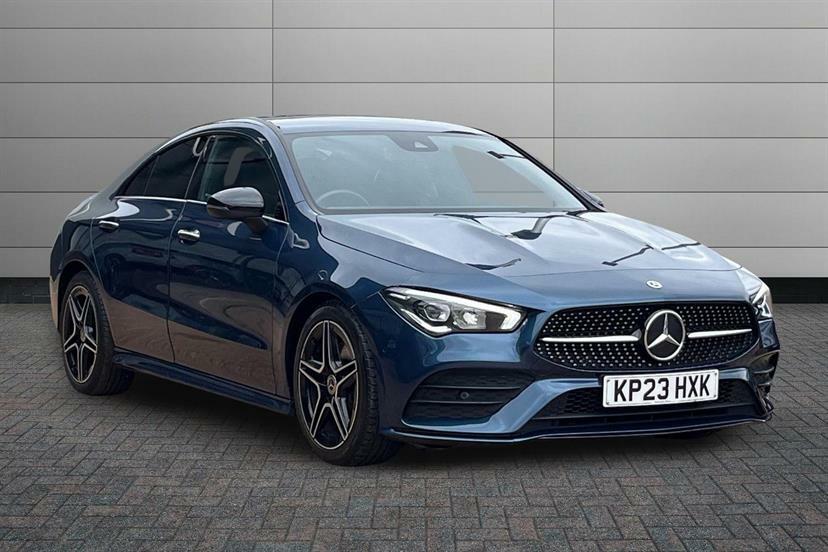 Mercedes-Benz CLA Class 200 Amg Line Premium Tip Blue