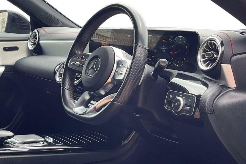 Mercedes-Benz CLA Class 200 Amg Line Premium Tip Blue #5
