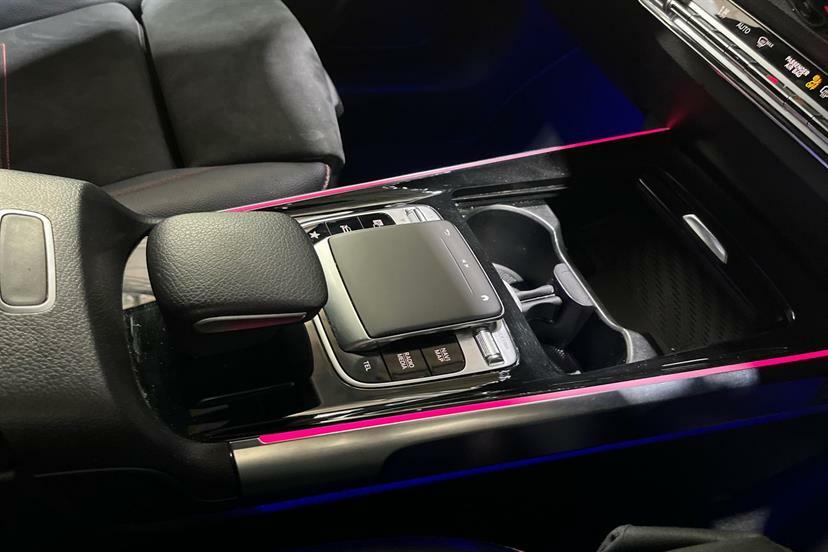 Mercedes-Benz GLB Class   #8