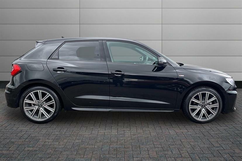 Audi A1 30 Tfsi S Line S Tronic Tech Pack Black #4