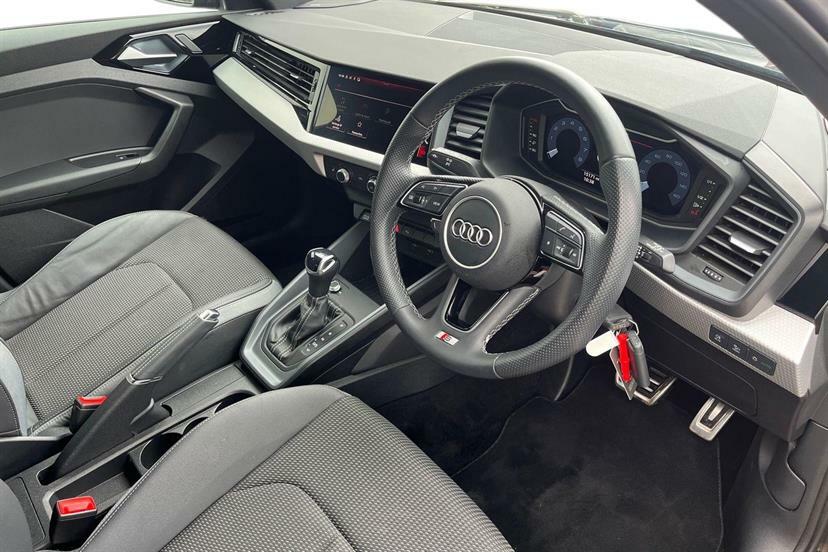 Audi A1 30 Tfsi S Line S Tronic Tech Pack Black #6