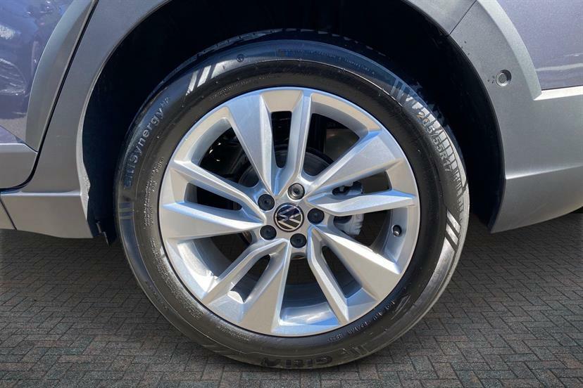 Volkswagen Taigo 1.0 Tsi 115 Match Dsg Grey #3