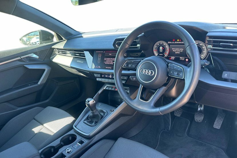 Audi A3 1.5 Tfsi 30 Sport Saloon 116 Ps Black #6