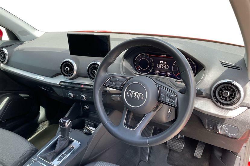 Audi Q2 35 Tfsi Sport S Tronic Black #5