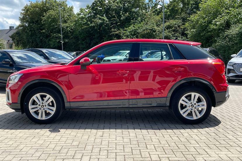 Audi Q2 30 Tfsi Black Edition Black #15