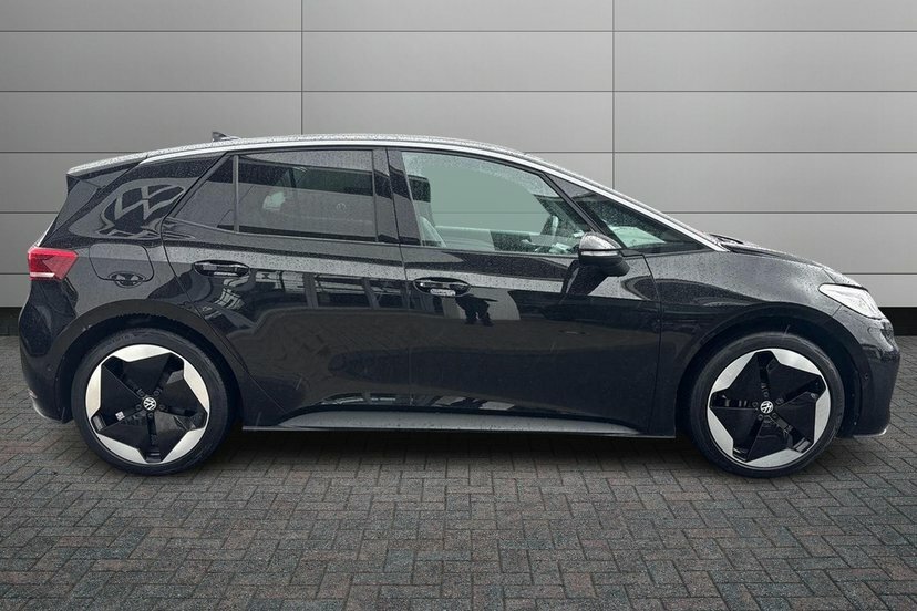 Volkswagen ID.3 Pro S 77Kwh Match Hatchback 4 S RF24LDK Black #4