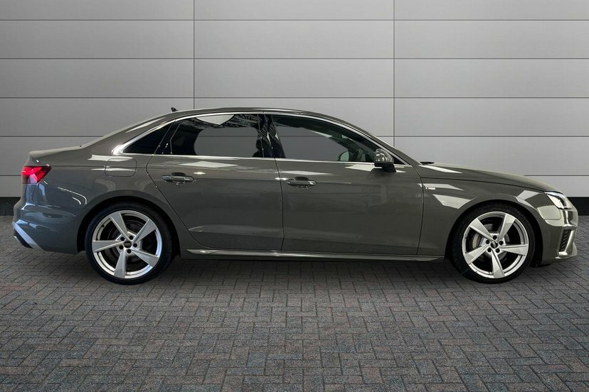 Audi A4 2.0 Tfsi 40 S Line Saloon S Tronic 204 AV72LXU Grey #4