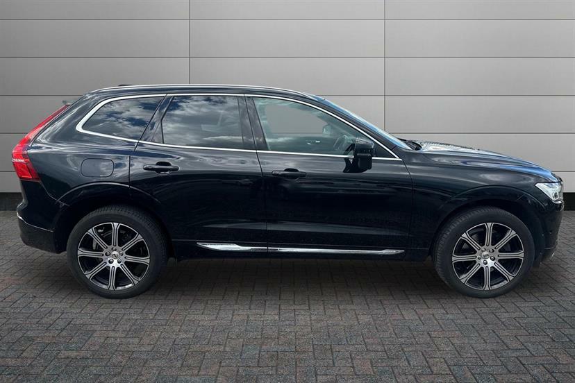 Volvo XC60 2.0 B5d Inscription Pro Awd Geartronic Black #3
