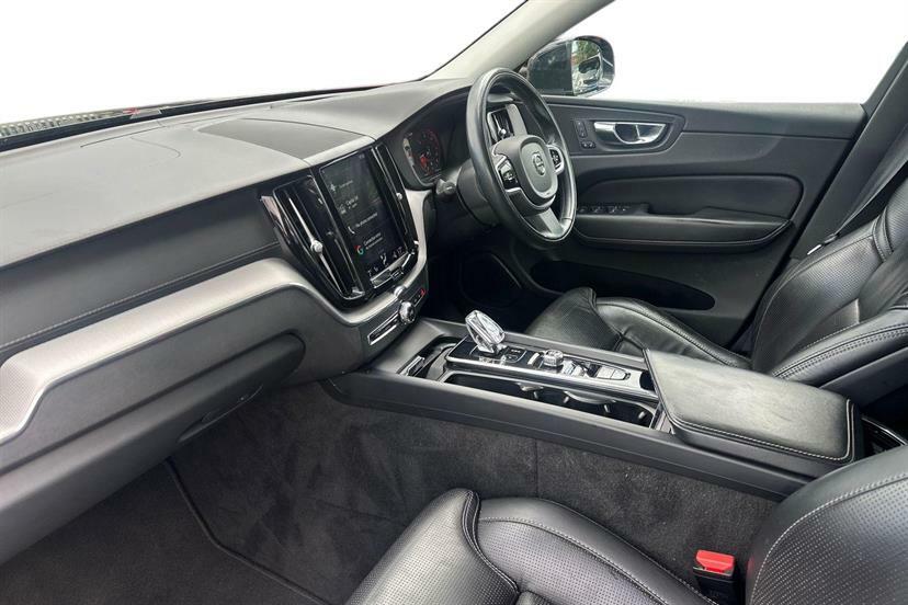 Volvo XC60 2.0 B5d Inscription Pro Awd Geartronic Black