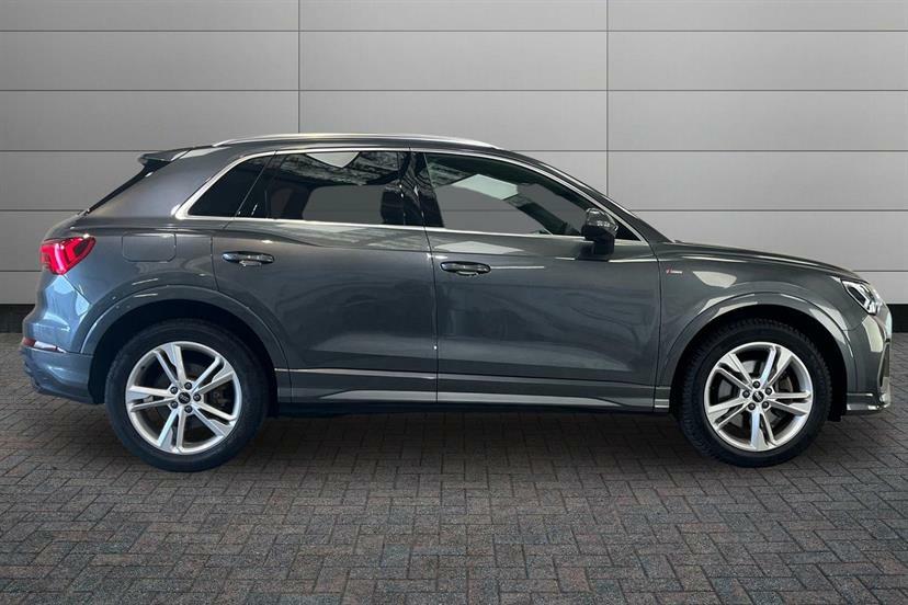 Audi Q3 45 Tfsi E S Line S Tronic Grey #4