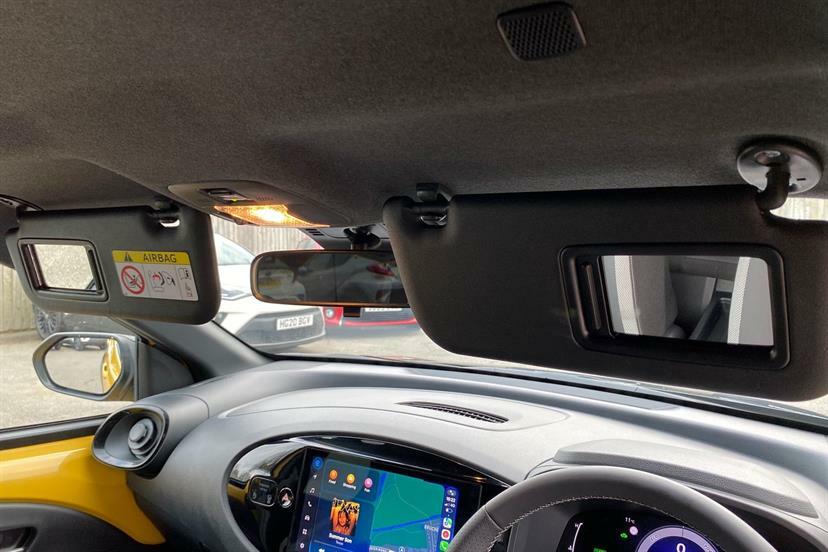 Toyota Aygo X Edge White #45