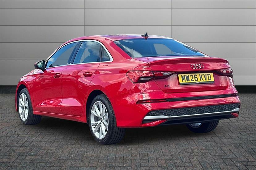 Audi A3 1.5 Tfsi 116 Sport S Tronic MW26KVD Red #3