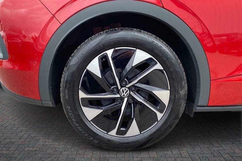 Volkswagen ID.5 210Kw Match Pro 77Kwh Black #5
