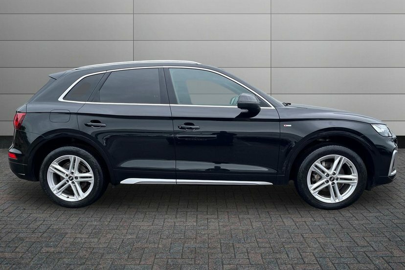 Audi Q5 2.0 Tfsi 45 S Line Suv S Tronic Quattro AO71MDN Black #4
