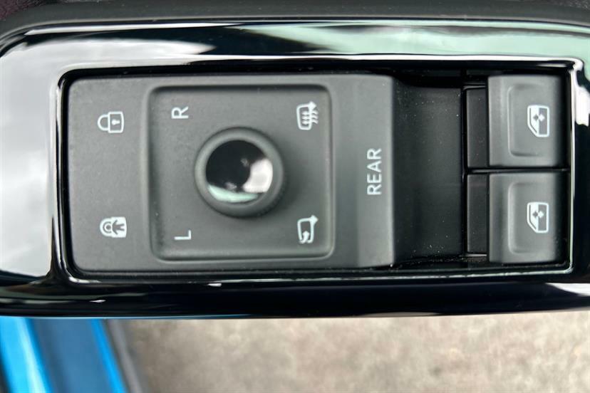 Volkswagen ID.4 Id4 Match Pro Black #17
