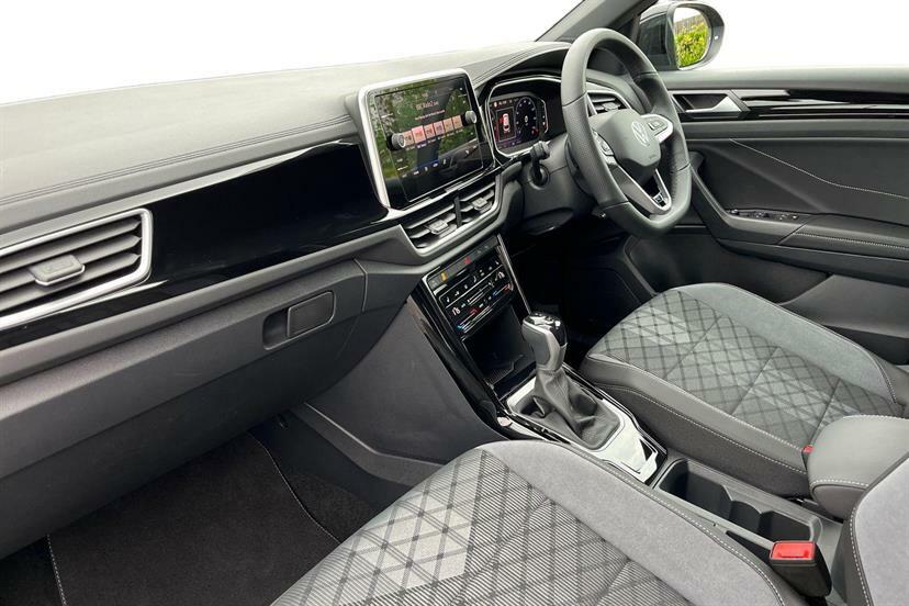 Volkswagen T-Roc 1.5 Tsi R-line Dsg Black #2