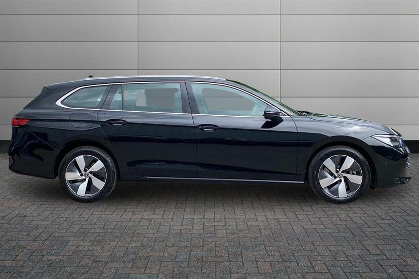 Volkswagen Passat 1.5 Tsi Ehybrid Life Dsg Black #4
