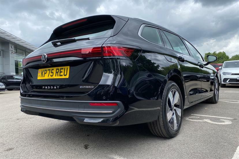 Volkswagen Passat 1.5 Tsi Ehybrid R-line Dsg Blue #17
