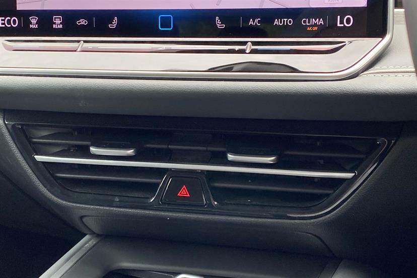 Volkswagen Passat 1.5 Tsi Ehybrid R-line Dsg Blue #7