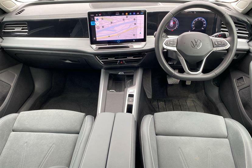 Volkswagen Passat 1.5 Tsi Ehybrid Life Dsg Black #6