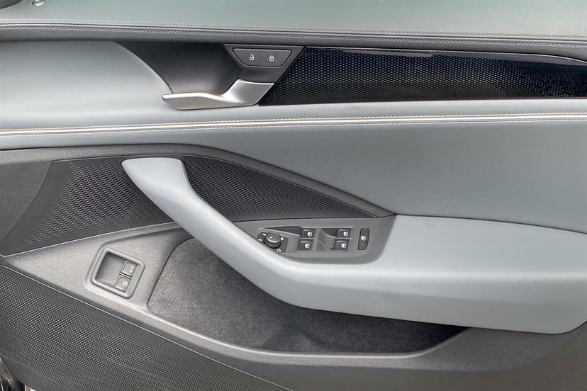 Volkswagen Passat 1.5 Tsi Ehybrid R-line Dsg Blue #23