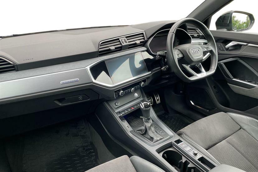 Audi Q3 45 Tfsi Quattro Vorsprung S Tronic Black #2
