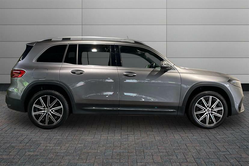 Mercedes-Benz EQB 250 140Kw Amg Line Executive 70.5Kwh Grey #3