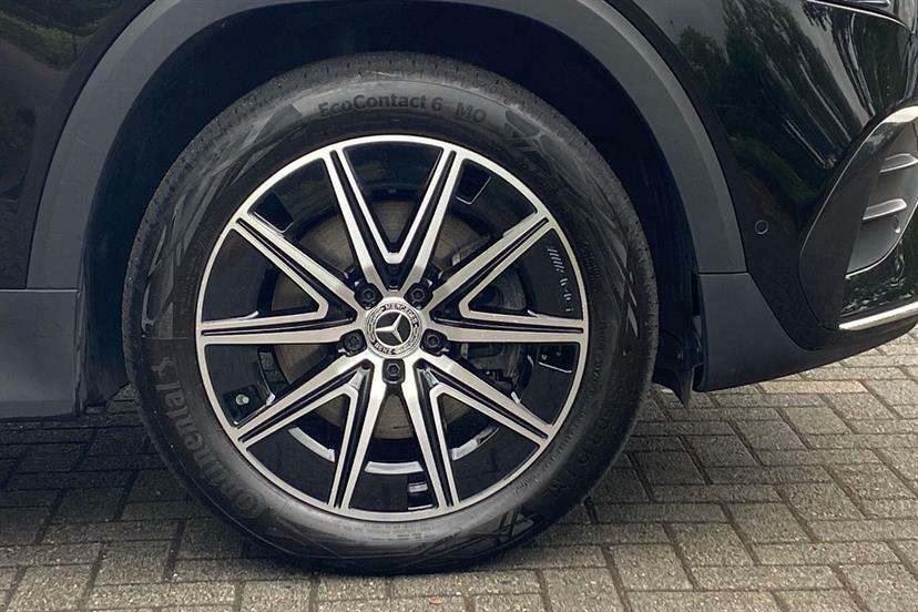 Mercedes-Benz EQB 350 4M 215Kw Amg Line Executive 66.5Kwh At Black #4