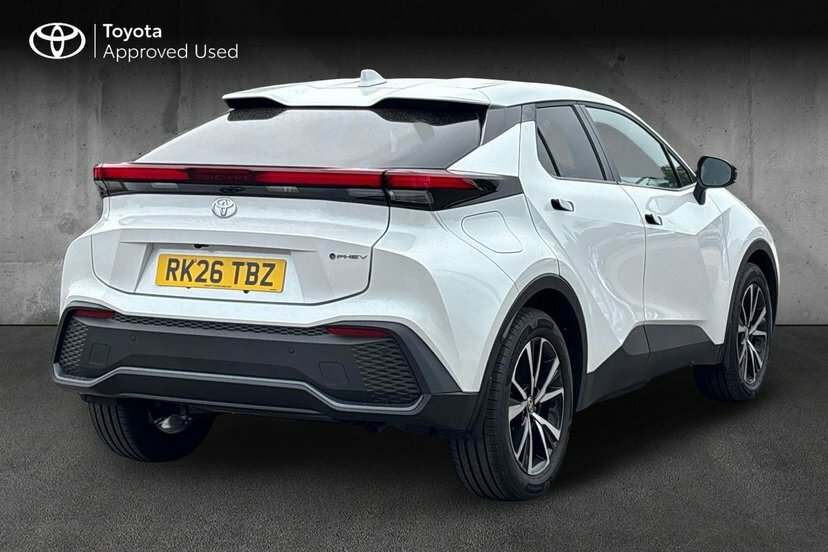 Toyota C-Hr 2.0 Vvt 13.6Kwh Design Suv Plug-in Hybr RK26TBZ White #2