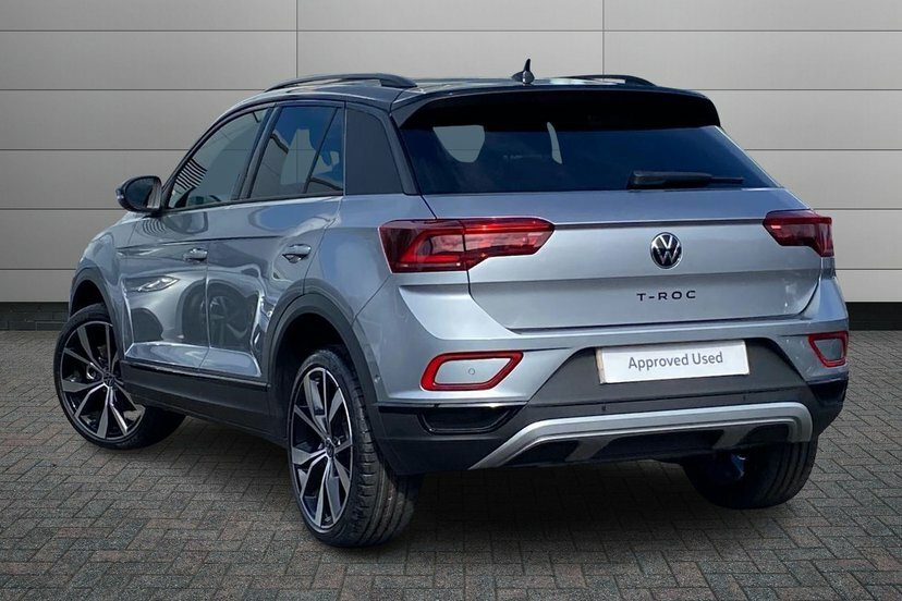 Volkswagen T-Roc 1.5 Tsi Style Design Suv Dsg 150 Ps WV26ZNZ Silver #3