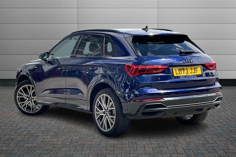 Audi Q3 35 Tfsi Black Edition S Tronic Tech Pack Blue #3