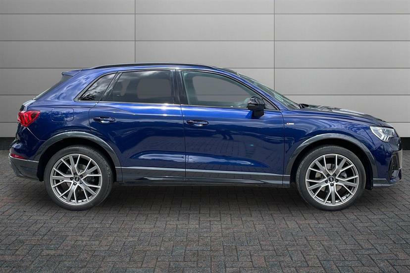 Audi Q3 35 Tfsi Black Edition S Tronic Tech Pack Blue #4