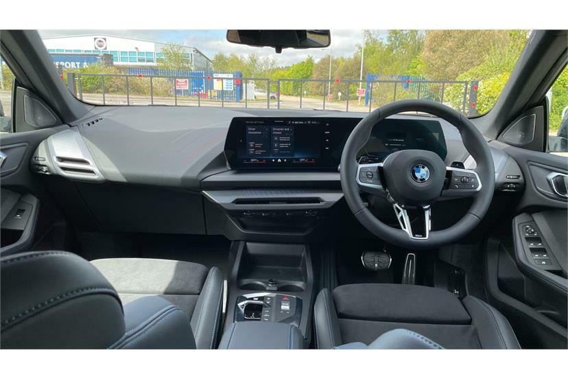 BMW 2 Series 220 M Sport Step Black #4