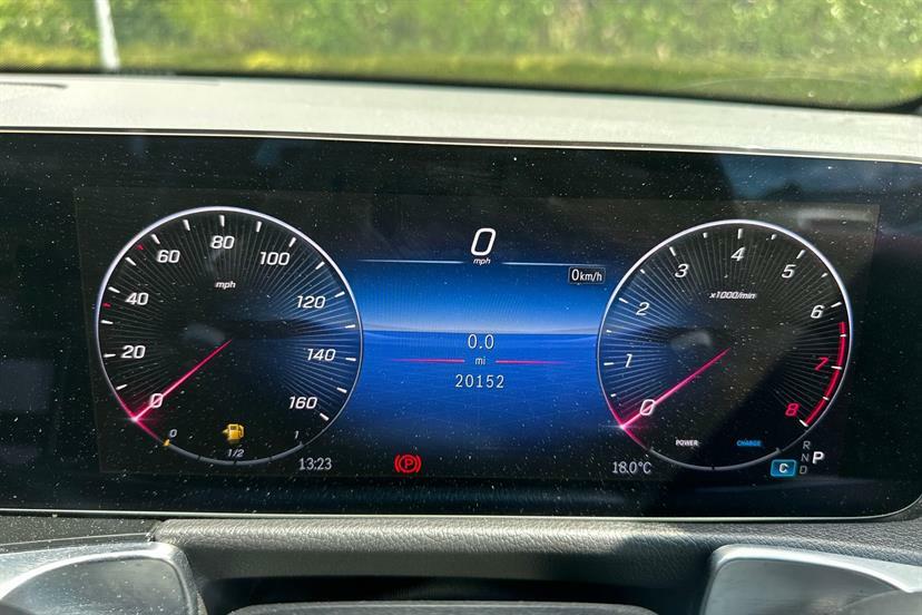 Mercedes-Benz GLB Class 200 Amg Line Executive 7G-tronic Grey #5