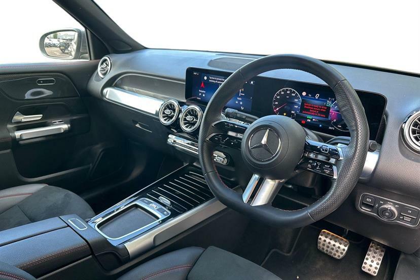Mercedes-Benz GLB Class 200 Amg Line Executive 7G-tronic Grey #4