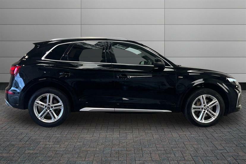 Audi Q5 45 Tfsi Quattro S Line S Tronic Black #4