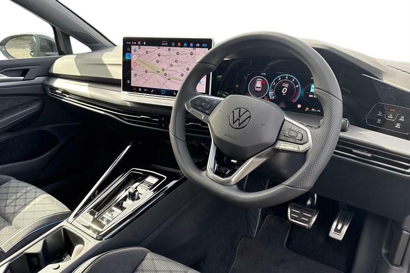 Volkswagen Golf 1.5 Etsi 150 Black Edition Dsg Black #6
