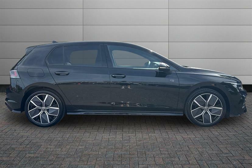 Volkswagen Golf 1.5 Etsi 150 Black Edition Dsg Black #4