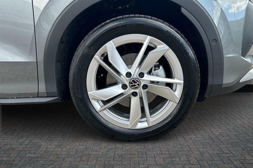 Volkswagen T-Roc 1.5 Etsi 150 Life Dsg Grey #4