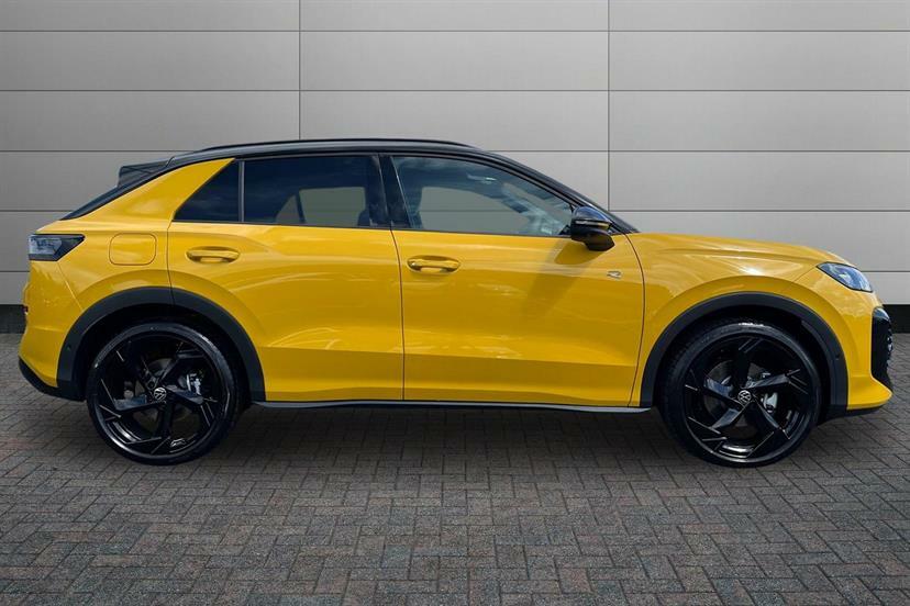 Volkswagen T-Roc 1.5 Etsi 150 R-line Dsg Yellow #3