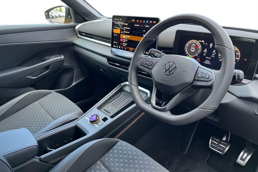 Volkswagen T-Roc 1.5 Etsi 150 R-line Dsg Yellow #5