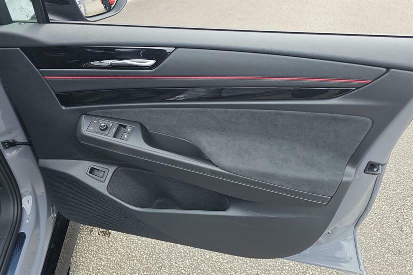 Volkswagen ID.7 Pro S 86Kwh Match Plus Fastback  #16