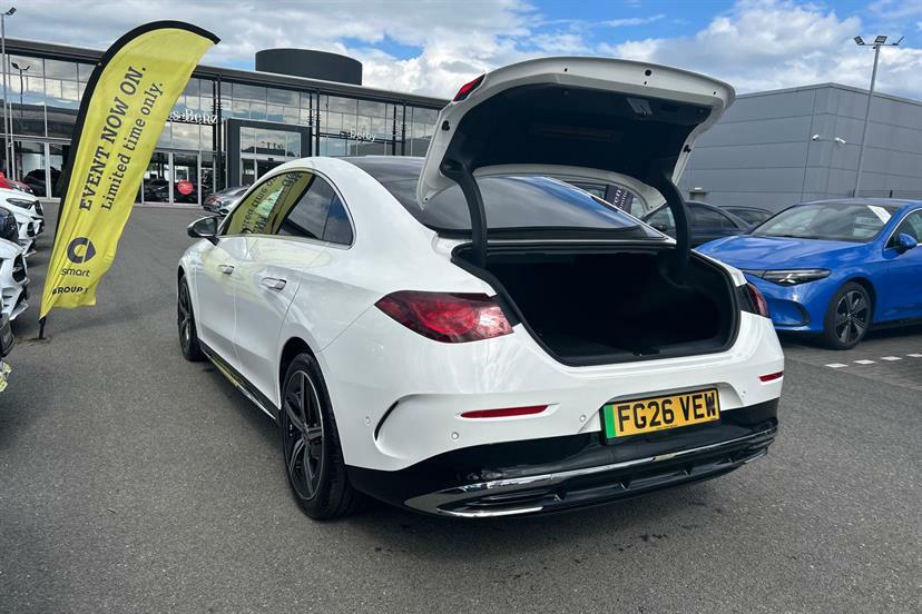 Mercedes-Benz CLA Class 200 Sport Executive Tip White #12