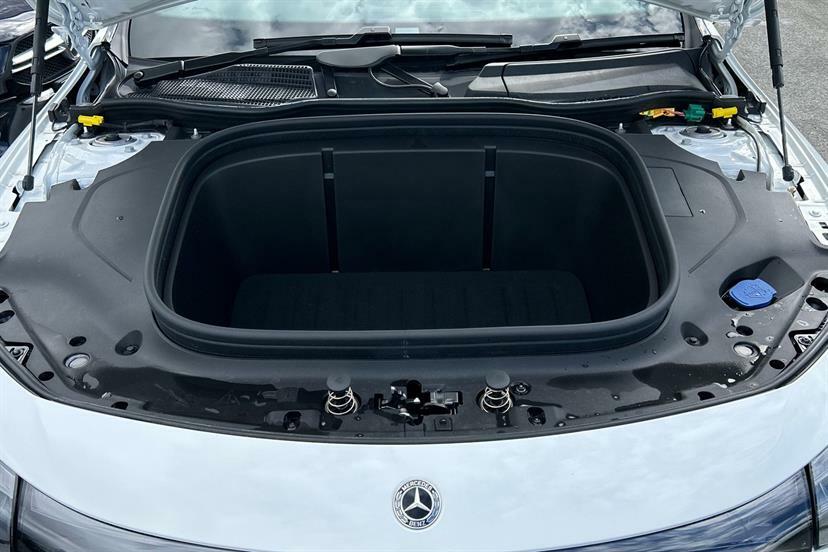 Mercedes-Benz CLA Class 200 Sport Executive Tip White #55