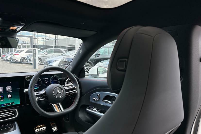 Mercedes-Benz CLA Class 200 Sport Executive Tip White #53