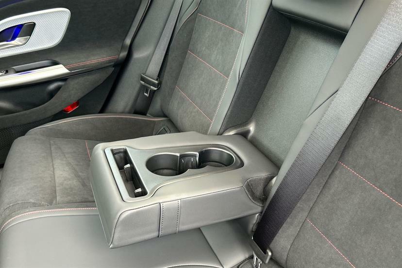 Mercedes-Benz CLA Class 200 Sport Executive Tip White #15