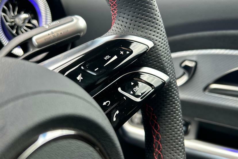 Mercedes-Benz CLA Class 200 Sport Executive Tip White #26