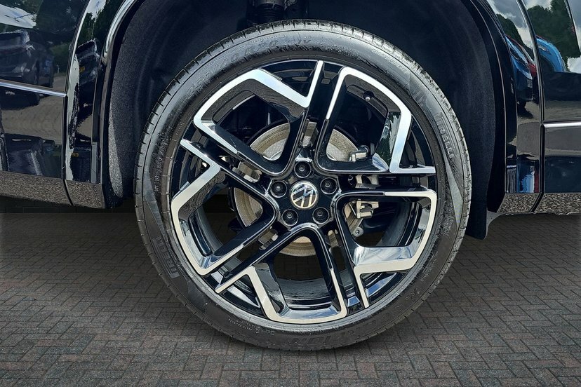 Volkswagen Tayron 1.5 Tsi Ehybrid 19.7Kwh R-line Edition Suv Pet DF26UFK Black #5