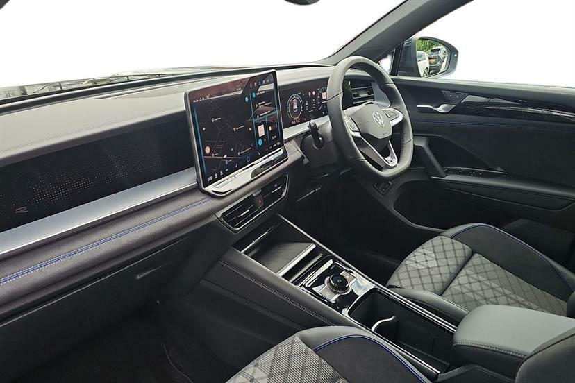 Volkswagen Tayron 1.5 Tsi Ehybrid R-line Edition Dsg6 Black #2