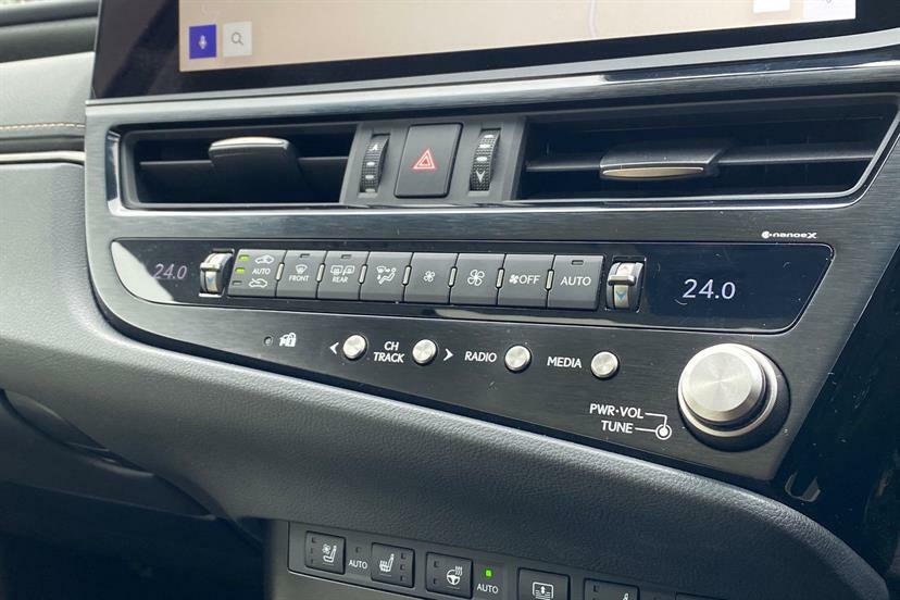 Lexus ES 300H 2.5 Premium Plus Cvt Grey #30